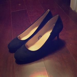 Forever21 black pumps